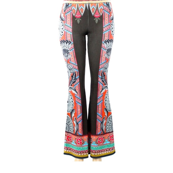 NWT Peach Puff Multicolor Geometric Boho Long Wide Leg Flare Pants Size Medium - Picture 1 of 12